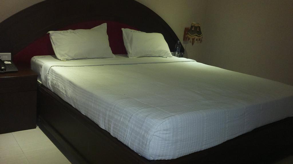 Hotel Sea Palace Kollam Szoba fotó